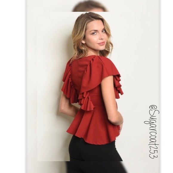 •Top Chic• Red Peplum Top - Picture 2 of 2